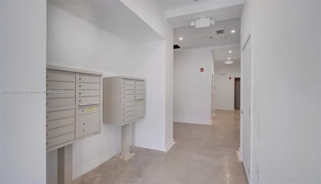 Photo - 2010 SW 25th Ter Unit 303