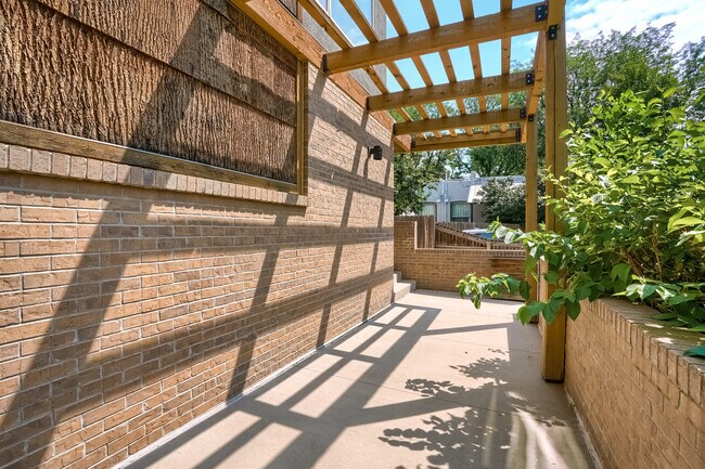 Photo - 1614 N Gilpin St