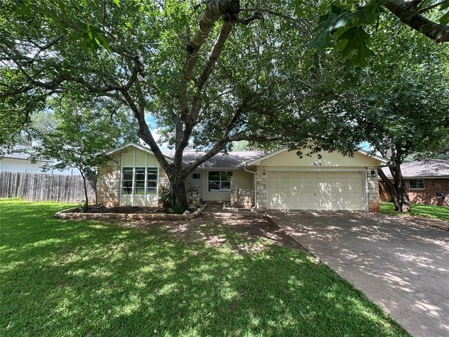 Photo - 3902 Beaconsdale Dr Casa