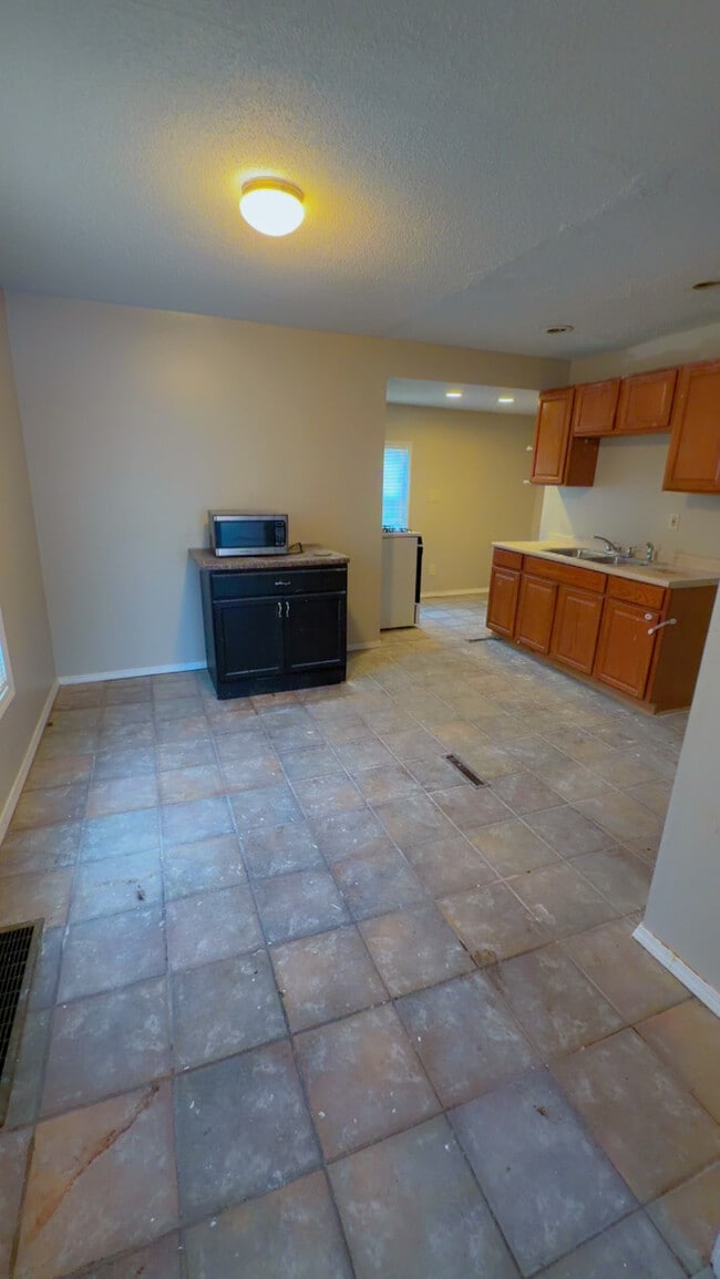 Photo - 191 Vandervoort St