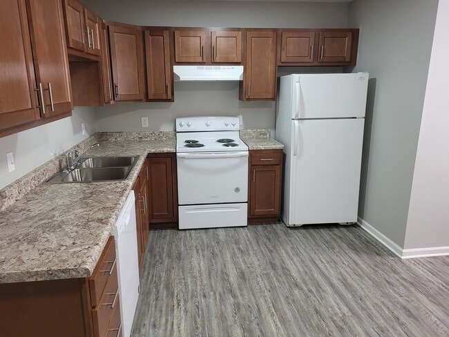 Photo - 1103 Blackberry Ln