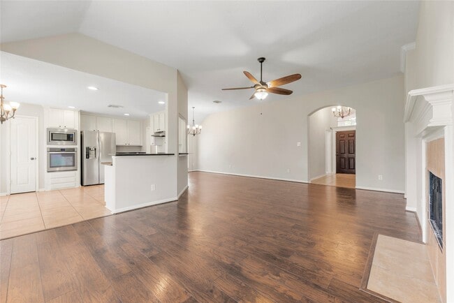 Photo - 210 Leisure Dr