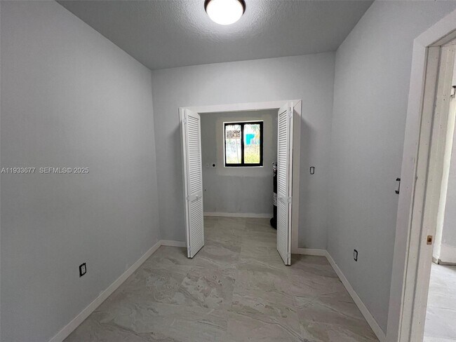 Photo - 2169 NW Flagler Terrace