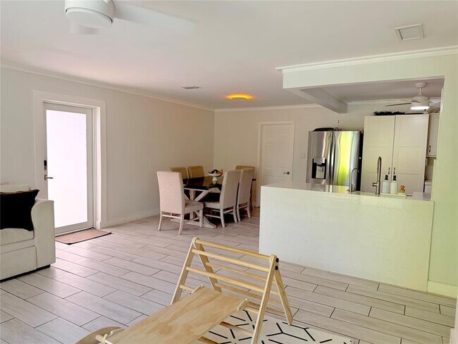 Photo - 1861 SW 36th Ave
