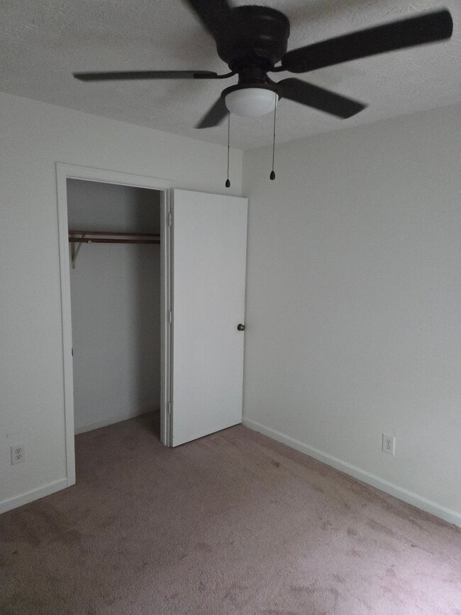 Photo - 3230 Meadowlark Ln NW
