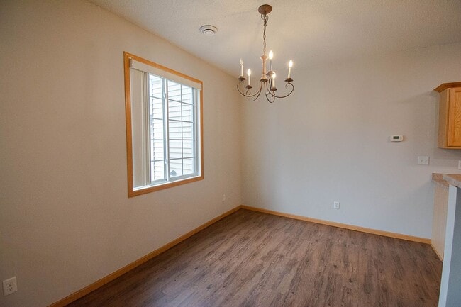Photo - 2827 Agate Pl NW