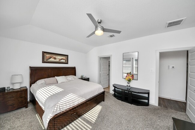 7006 Halifax Harvest Ln