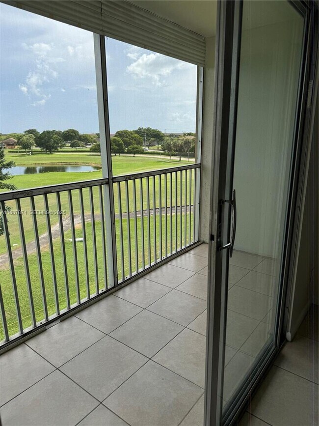 Photo - 13550 SW 6th Ct Unit 409A