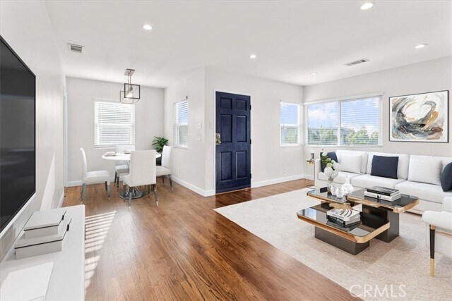 Photo - 1192 Stringer Ave