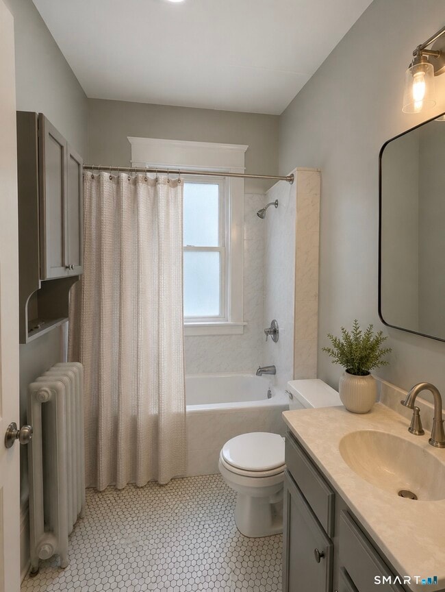 135 East Ave Unit 2