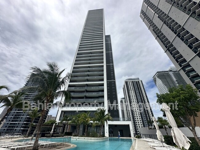 Building Photo - 601 NE 1st Ave Unit 3704 Rental