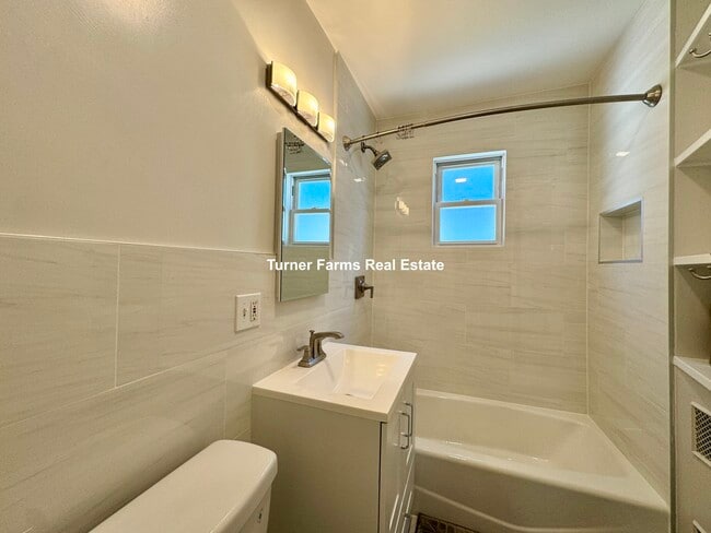 Photo - 77 Fairfax St Unit #1