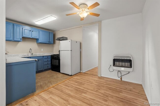 Photo - 14875 Dolphin St