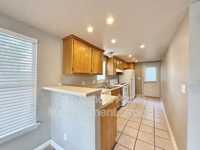 Photo - 2604 NW 50th St