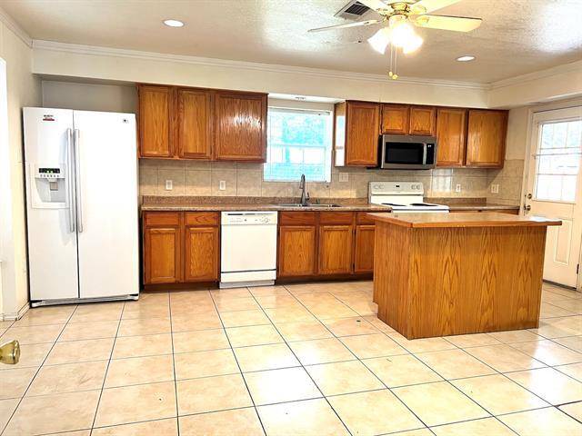 Photo - 6704 Spoonwood Ln