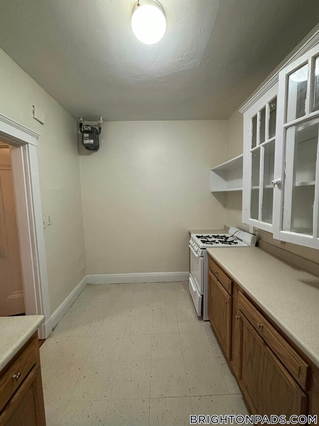 1800 Commonwealth Ave Unit 15