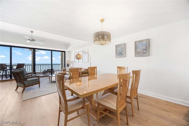 Photo - 100 N Collier Blvd Unidad PH5