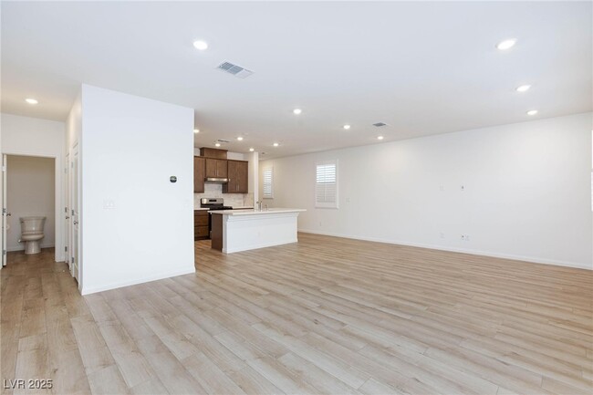 Photo - 6640 Bowery St House