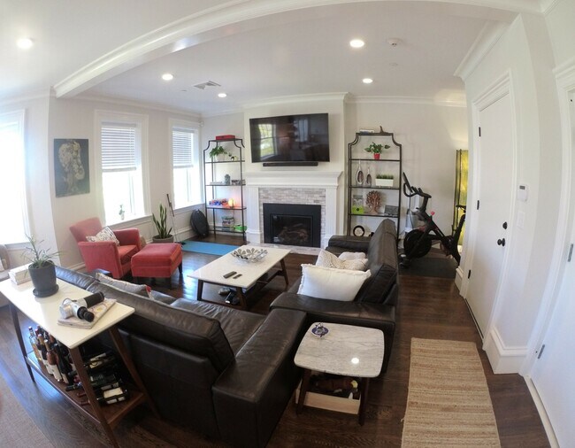 Photo - 11 Alton Pl Apartments Unit 3