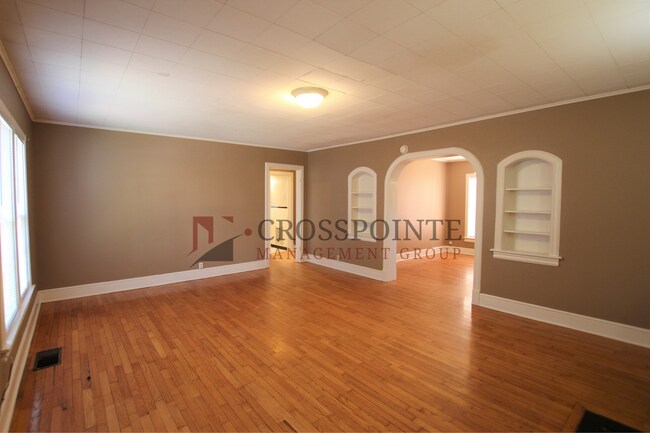 Photo - 2 bedroom 1 bath Triplex in central Tyler! Unit B