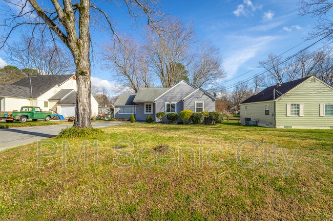 Photo - 210 Chickamauga Rd