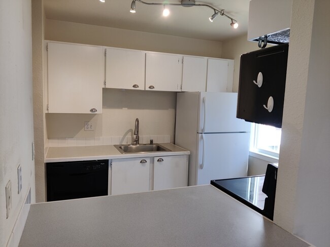 Photo - 12429 NE 130th Ct Unit G206