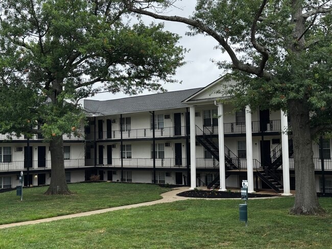 Flats at Turfland