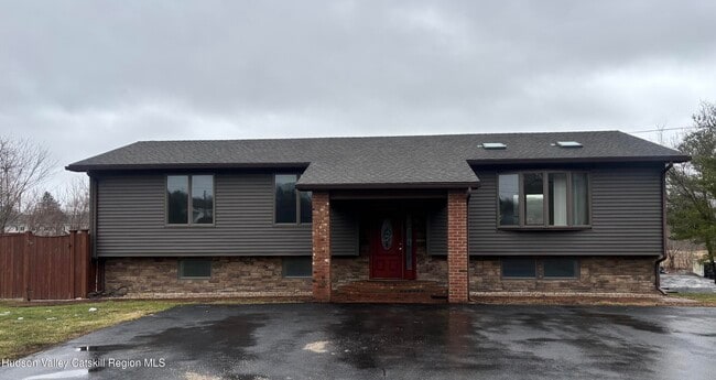 Building Photo - 9254 NY-22