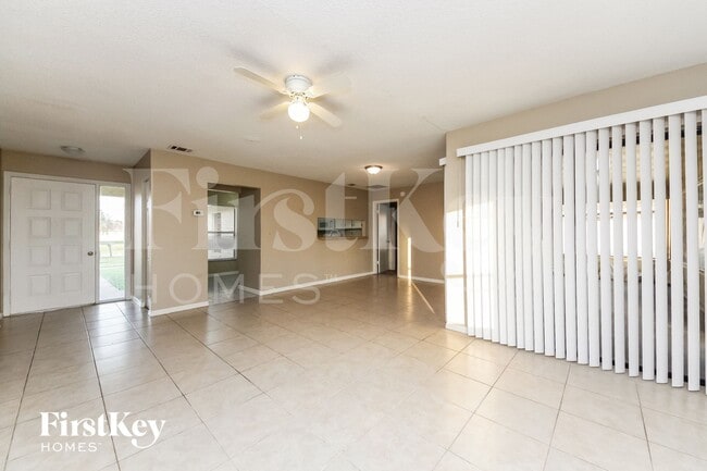 Photo - 610 Fresno Ct