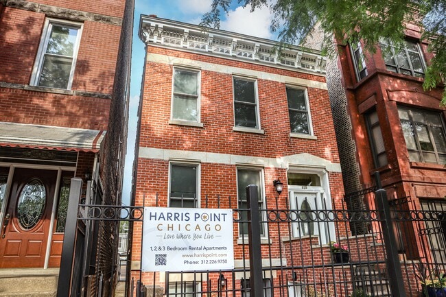 Building Photo - Harris Point Chicago Rental