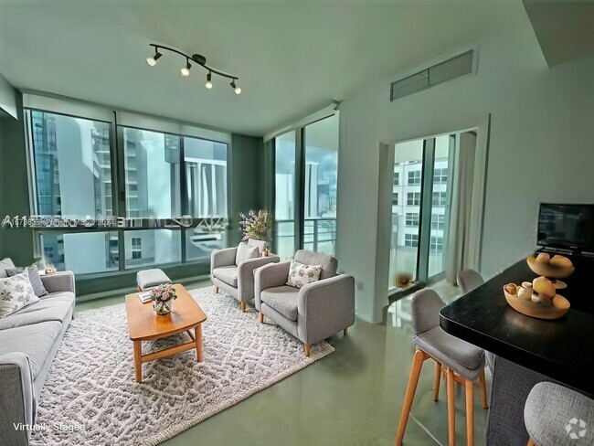 Building Photo - 300 S Biscayne Blvd Unit 3011 Rental