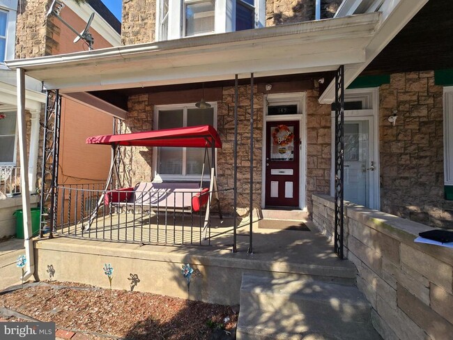 Photo - 147 W Douglass St Townhome