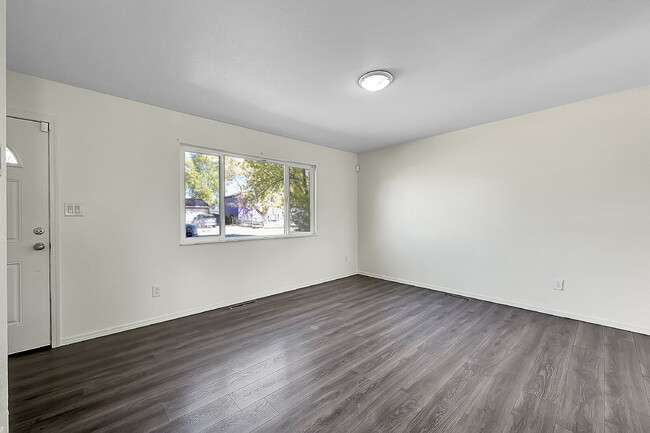 Photo - $1,900.00, 3-bed, 2-bath located in Colora...