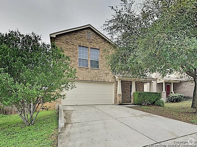 Building Photo - OPEN FLOOR PLAN | 2 LIVING AREAS | 4 B... Rental