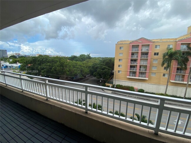 Photo - 2665 SW 37th Ave Condominio Unidad 508