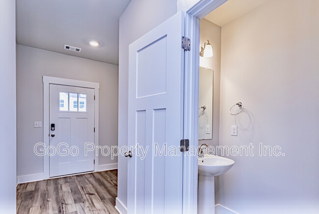Photo - 109 Marston Ln