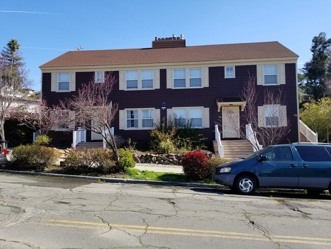 Cuádruplex histórico - 44 Daniels Ave Unidad 44