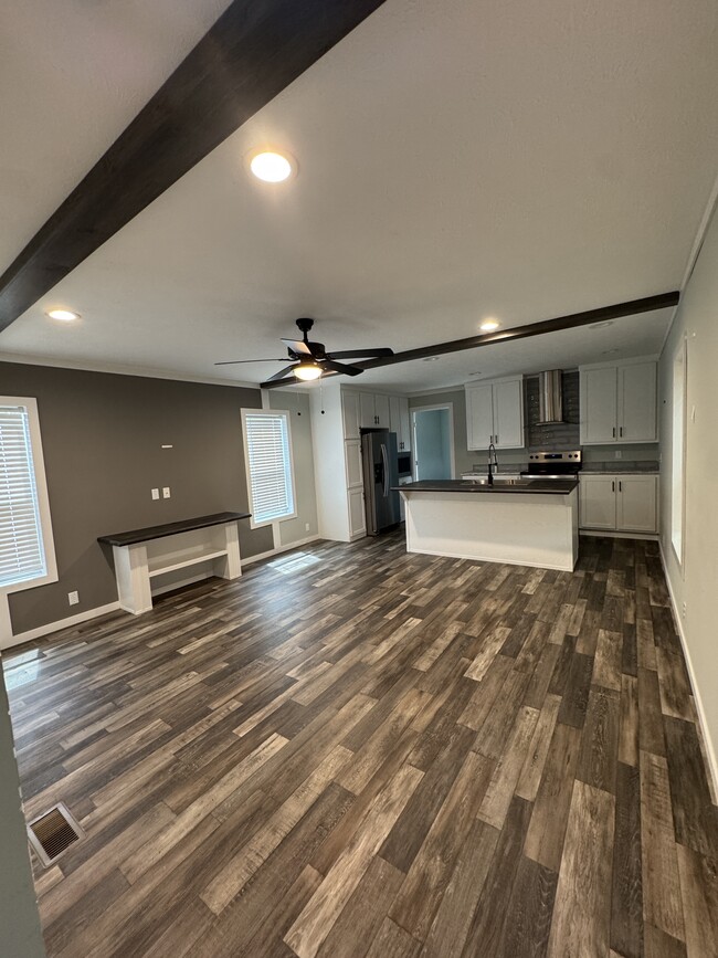 321 Shannon Dr