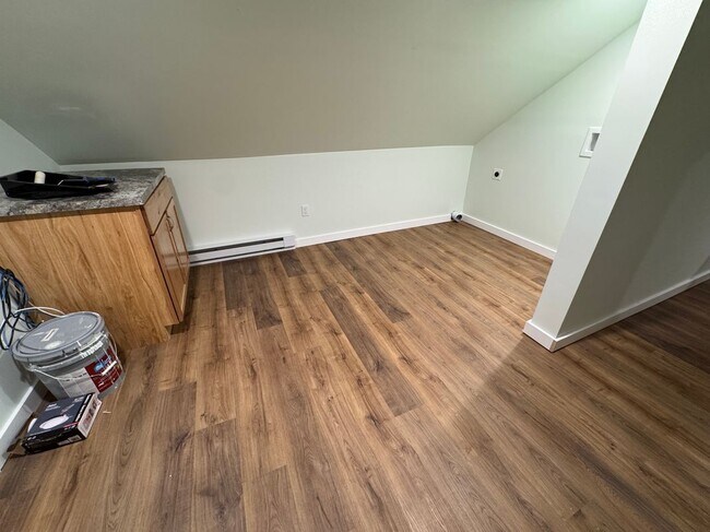 Photo - 245 S 1st St