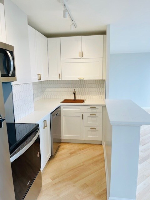 Photo - 2400 N Lakeview Ave Unidad 603