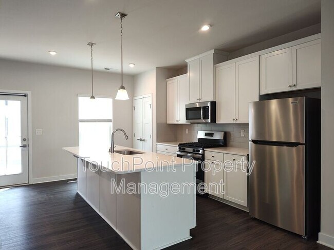 Photo - 1105 Newell Towns Ln