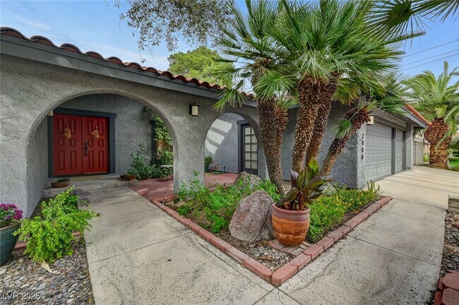 Photo - 2400 La Solana Way