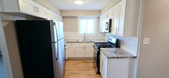 Photo - 9700 S Karlov Ave