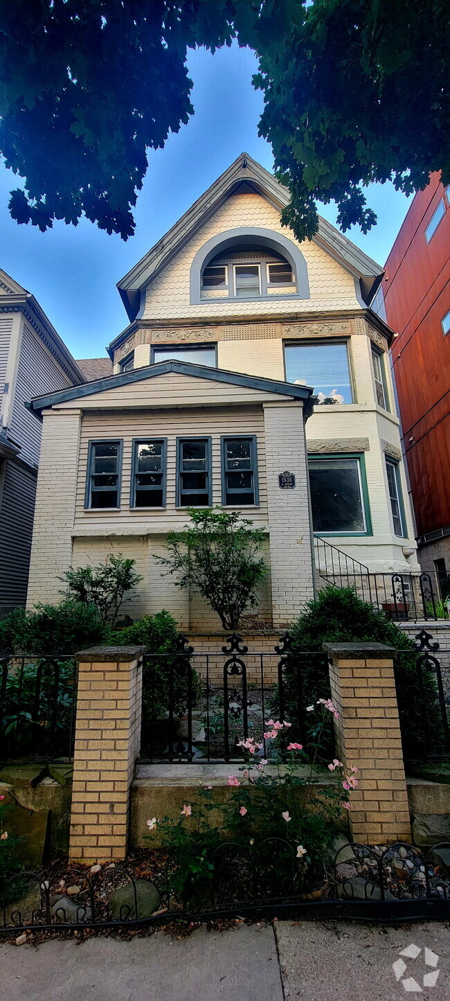 Building Photo - 1536 N Jackson St Unit 1 Rental