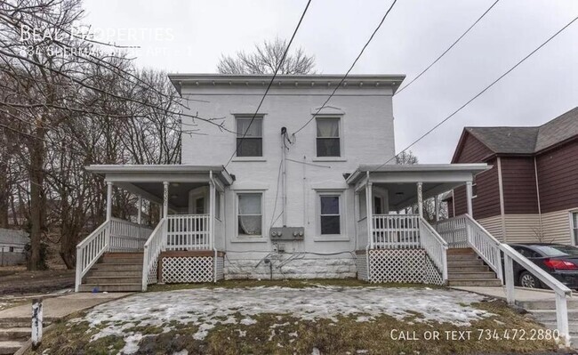 Building Photo - 834 Sherman St SE Unit 1 Rental