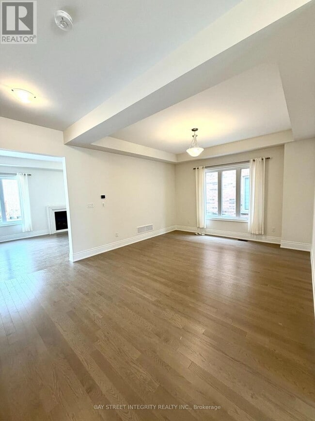 Photo - 64 Bud Leggett Cres