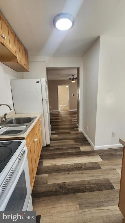 Photo - 108 E Pacific Ave