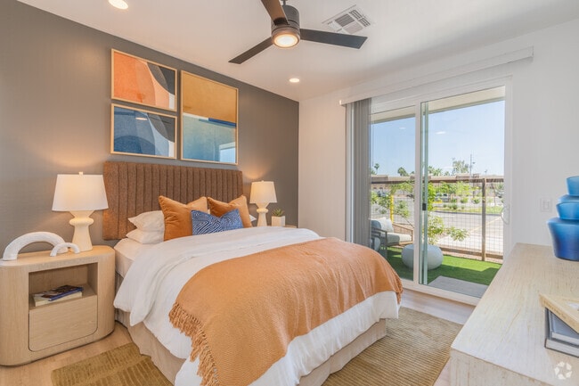 Aloha - 2BR, 2BA - 902SF - Primary Bedroom - Lanai