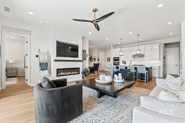 Photo - 8555 W War Eagle St