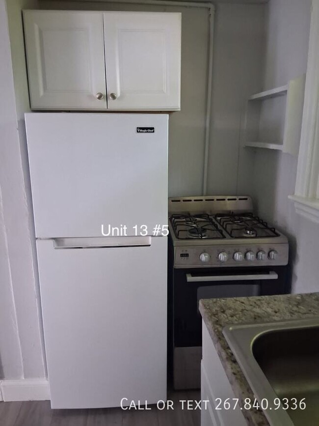 Photo - 674-684 Stuyvesant Avenue , 13-15 Christoph Ave-674-2 Unit 674-2